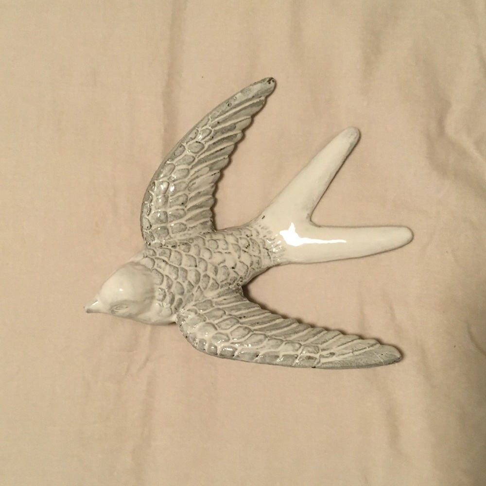 Ceramic White Glasses Bird Wall Art